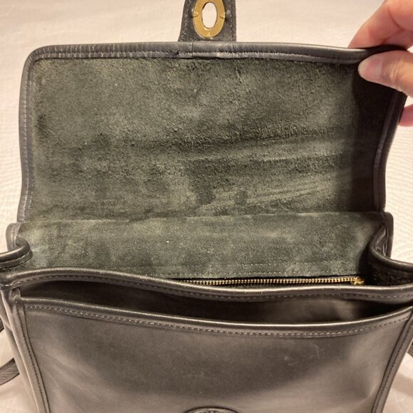 COACH Willis VTG Black Glove-Tanned Leather Brass Trim Crossbody Bag #9927 - Picture 11 of 16